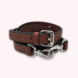 Bandoulière pour sac en cuir grainé marron foncé réglable avec boucle argenté et fixation par mousquetons argentés