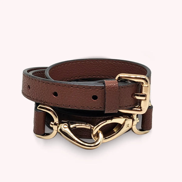 Bandoulière pour sac en cuir grainé marron foncé réglable avec boucle doré et fixation par mousquetons dorés